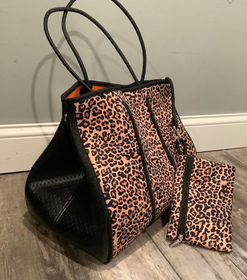 Catching Flights tote